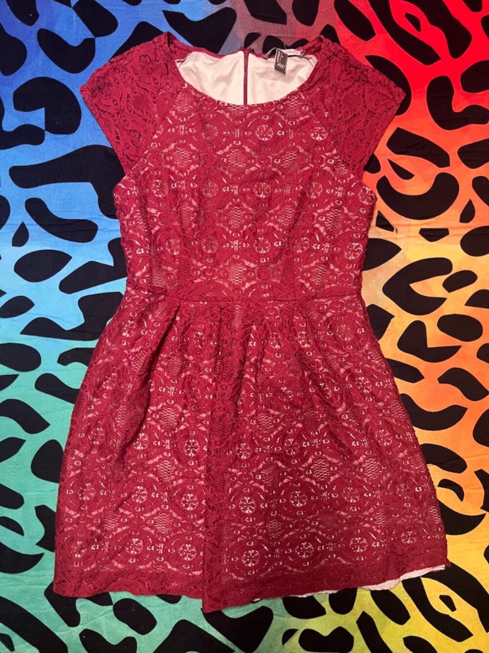 FOREVER 21 CONTEMPORARY BURGUNDY RED LACE SLEEVELESS MINI DRESS LARGE